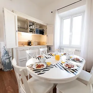 The Best Rent - Three-bedroom Close To Colosseo Appartement
